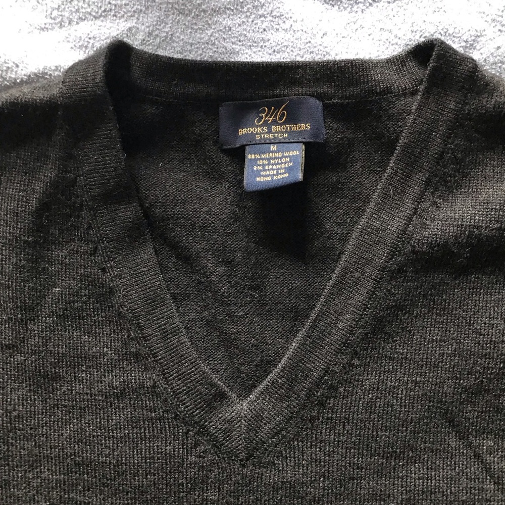 Brooks Brothers Men's Charcoal V-Neck Sweater